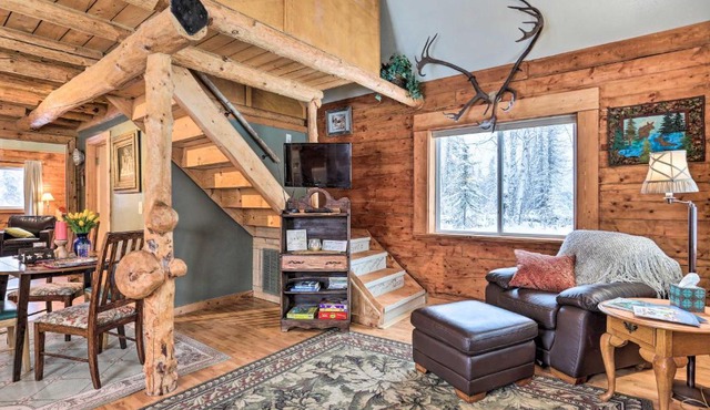 Snowshoe Cabin with Gas Grill Fish and Hike!