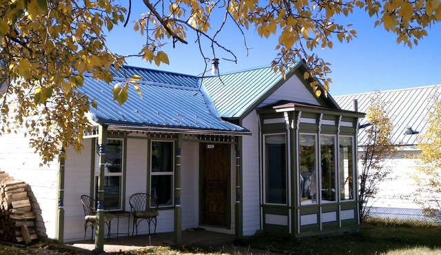 Snowy Peak Victorian