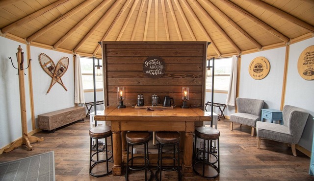 Snowy Range Yurt Cabins - Blue Yurt