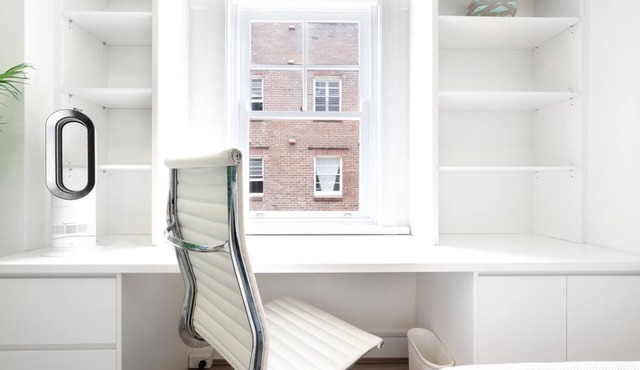 Snug 1-Bed Unit Across from Bondi Beach