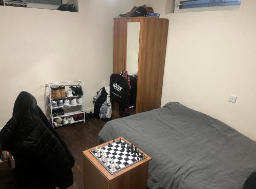 Snug apartment Bolton