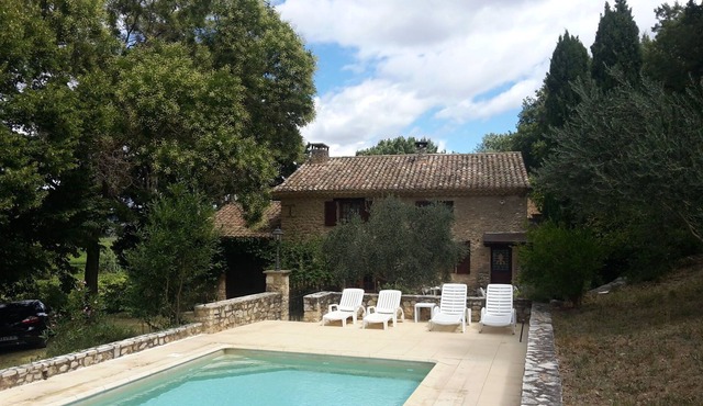 Snug Farmhouse in Provence-Alpes-Riviera with swimming pool