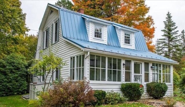 Snug Harbor - Robin Real Estate