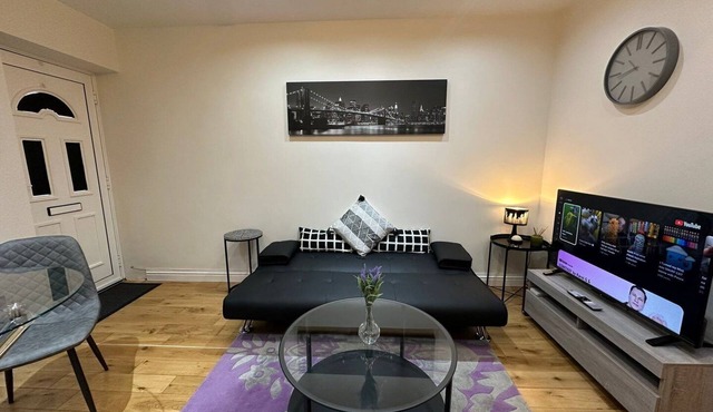 Snug retreat in Reading