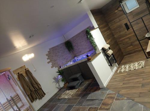 SoÉvasion- Suite avec jacuzzi et sauna privatif proche Arras