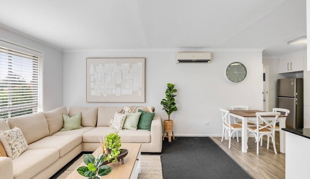 So Central, So Comfortable!