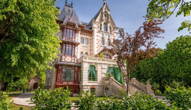 Somptueux Manoir Belle Epoque 15/20 Pers et son Parc en Val de Loire