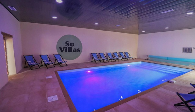 So Villa Ragonniere - Piscine Intérieure - Foot - 2h Paris - 30 p