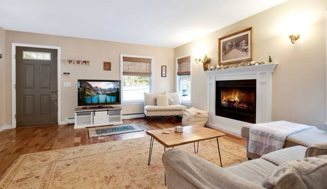 So VT. Pets, Peloton, Movie/Game Room - Lakes, Town & Mt. Snow