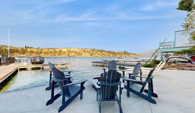 Soak Up Some Sunshine - S. Lakeshore Cabin