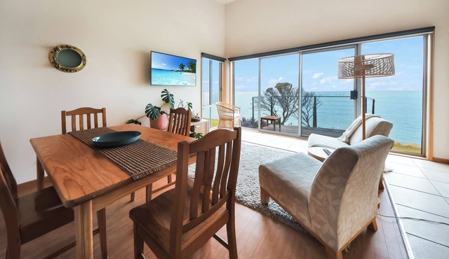 Soak up the seaside breeze and enjoy uninterrupted sea views!