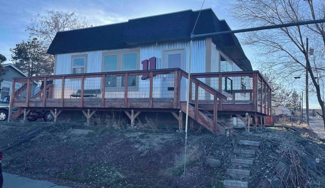 Soap Box n4BR house in Soap Lake WA