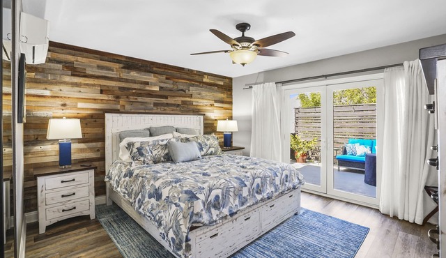 SoCal’s Tropical Paradise with Hot Tub