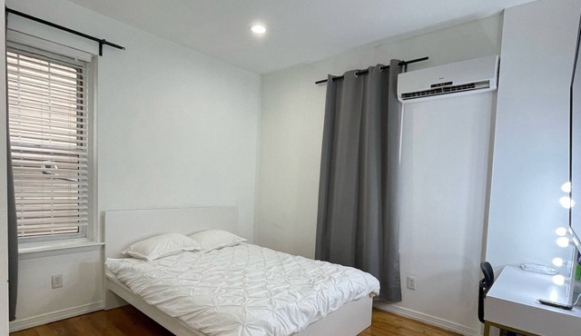 Society Hill / Roku 4k Streaming