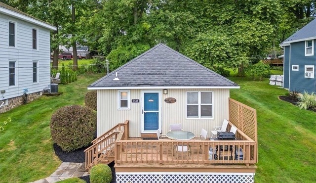 Sodus Bay View Bungalow