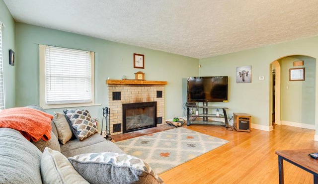 Sodus Point Vacation Rental Steps to Lake Ontario