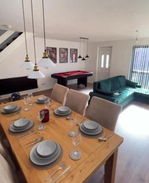 Sofi's Stay, Cosy 3 bed house, 5 mins Walk to Leeds City Centre