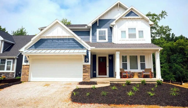 SoHappy Haven - 6 bdrm, Game Room, Year Round Pools, Hot Tub, Marina & Clubhouse