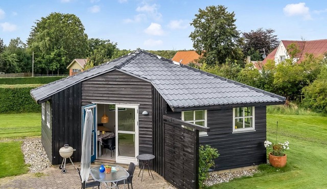 "Söhnke" - 600m from the sea by Interhome