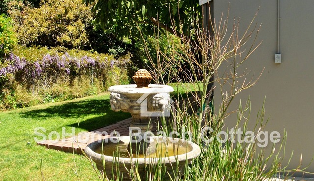SoHome Beach Cottage - Three Short Blocks to the Beach