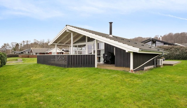"Sohvi" - 300m from the sea by Interhome