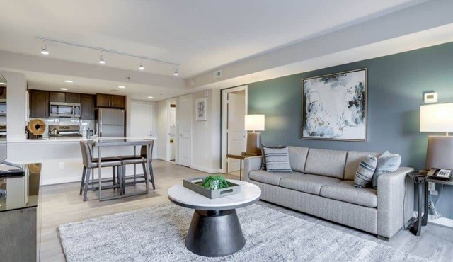 Sojourn | Courtland Towers | 24-hour Front Desk