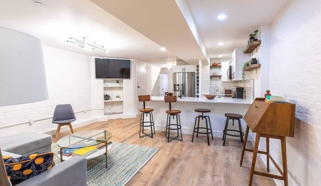 Sojourn in DuPont Circle: Modern Meets Historic