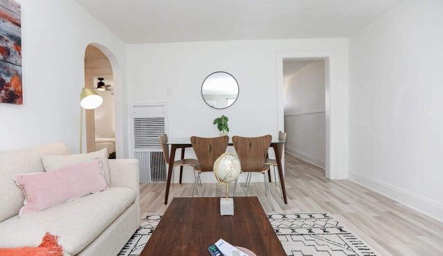Sojourn on the Bay 2 BR Private Beach Access