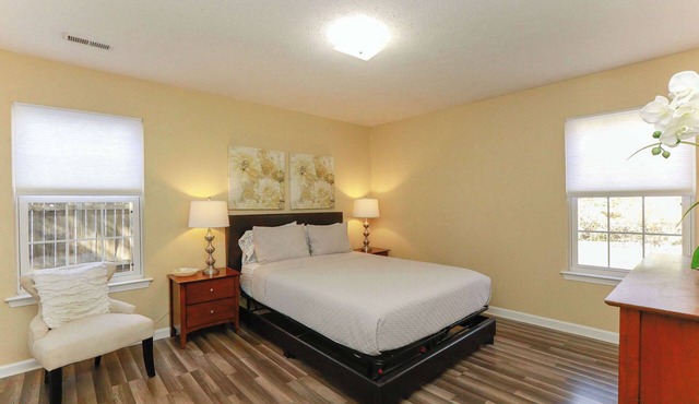 Sojourn Ranch Home near Ft Eustis Family Home