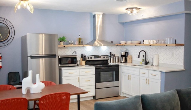 Sojourn's Harborage Jellyfish Suite Near Beach