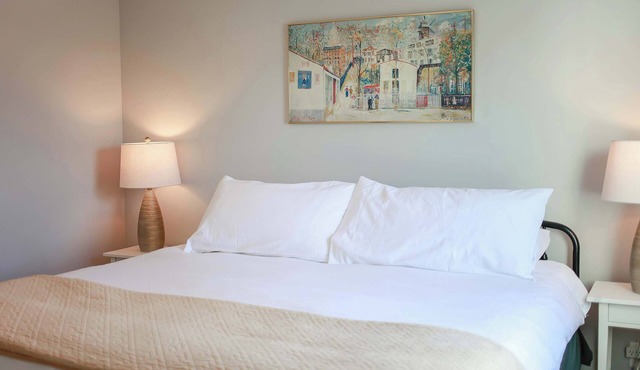 Sojourn's Sea Views with Balcony Sleeps 6