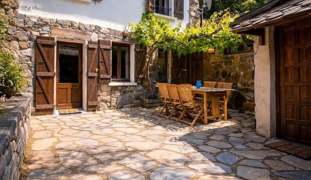 SOL i NEU Stone House & Fireplace by CaLQuEROL