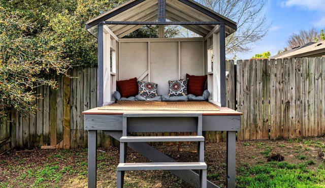 Solace in South Austin - Game Room