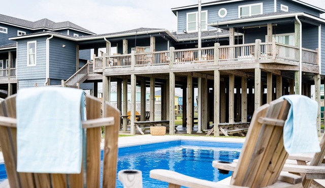 Solara Sands: Theater & Game, Steps to the Beach!