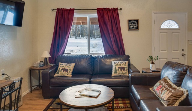Soldotna Vacation Rental ~ 8 Mi to Kenai River!