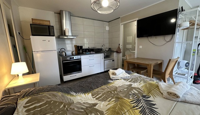 Soleil levant Studio à Neydens