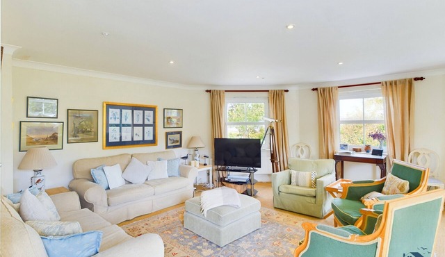 Solent Landing No. 16: Beach Retreat