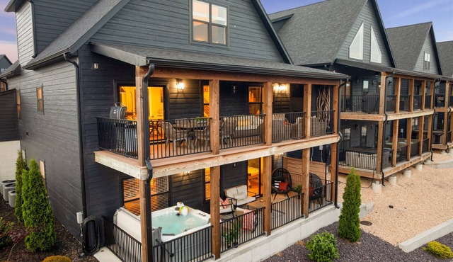 Solid Rock Lodge >Lake View >Hot Tub >Indoor Pool > Near Big Cedar&Thunder Ridge