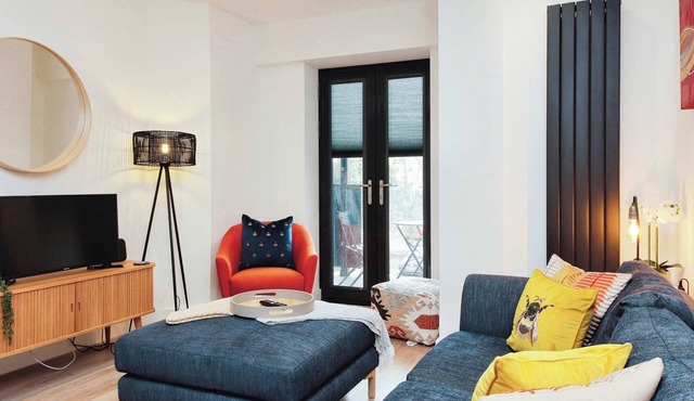 Solihull Modern Living - 1 Bed Apartment