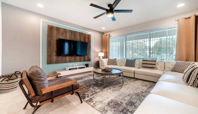 Solterra 8BR Greenview Pool/Spa Near Disney World