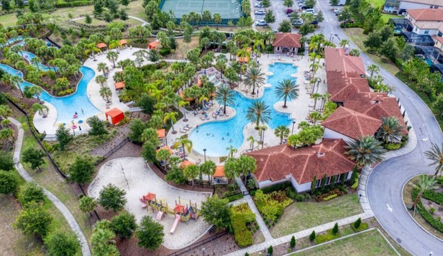 Solterra Charming Home, Pool, Lazy River, ByDisney