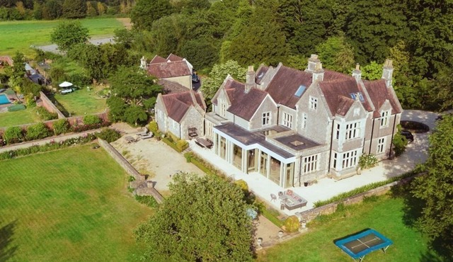 Somerleaze House Close to Frome and Bruton, Somerset