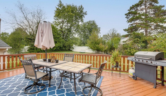 Somerset Home w/Large Yard Near Parks & Trails