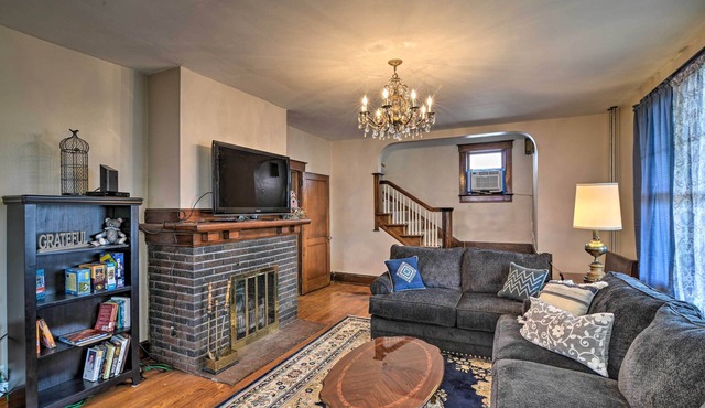Somerset Home w/Yard 5 Mi to Historical Center