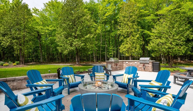 Somerset Inn & Suites