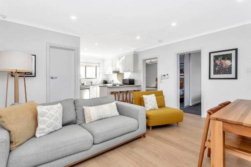 Somerton Sands - Coastal Living by Glenelg South