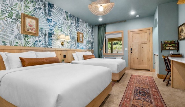 Sommer House Inn-The Aloha Room