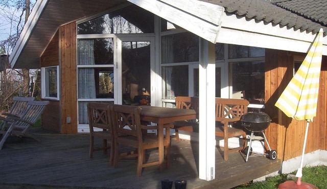 Sommerhus i Marielyst med Spa og Sauna, incl el og vand, tæt på by og strand