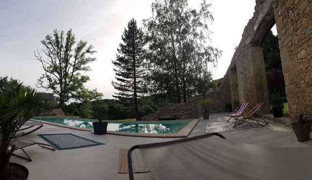 Somptueuse Villa du 18ème Siècle Avec Piscine et Jacuzzi