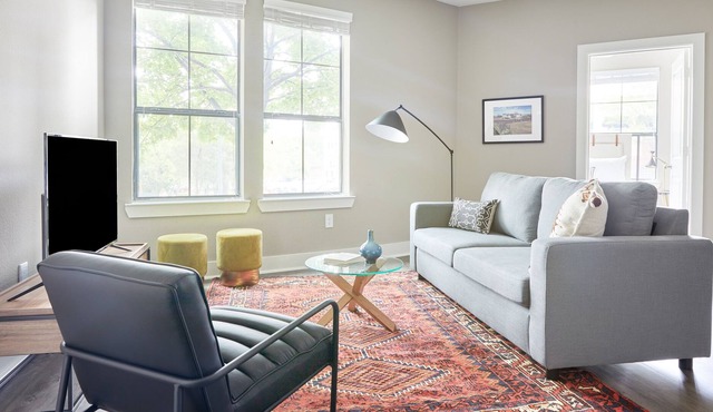 Sonder at East Eleventh | Three-Bedroom Apartment